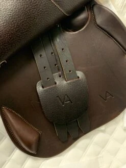 Vision Apparel PHF Close Contact Saddle -Waldheusan Shop IMG 2376