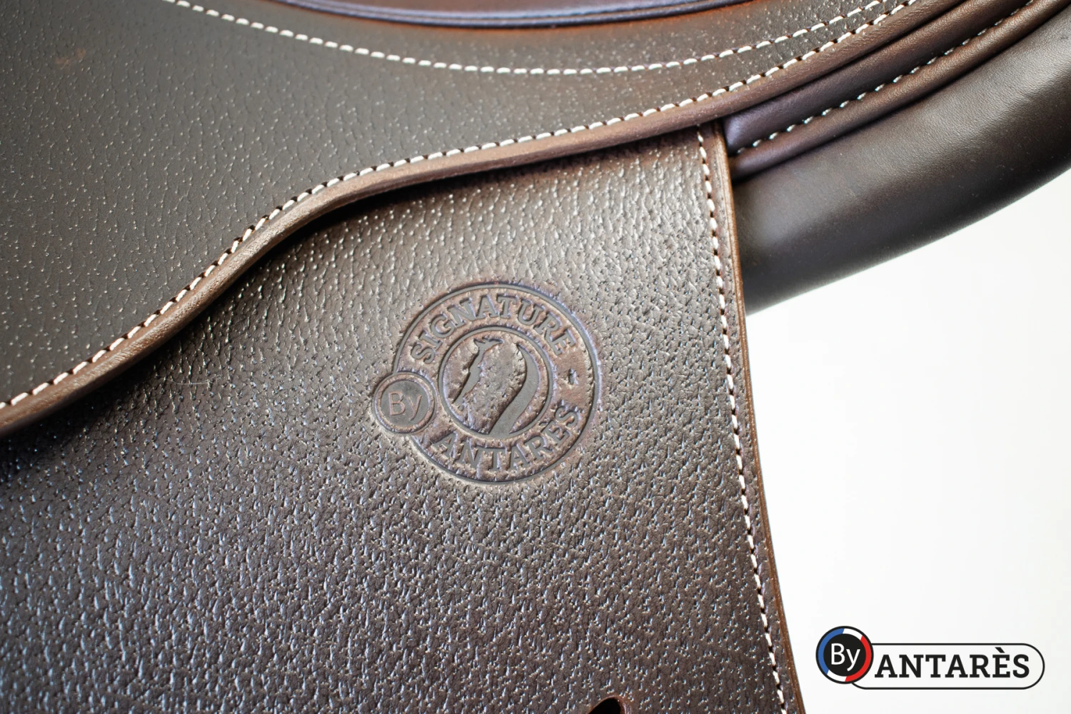 Signature By Antares Jumping Saddle Grain Leather 5 Signature By Antares Jumping Saddle Grain Leather - Image 3