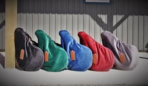 Hansen Equestrian Lush Velvet Saddle Cover 4 Hansen Equestrian Lush Velvet Saddle Cover - Image 2